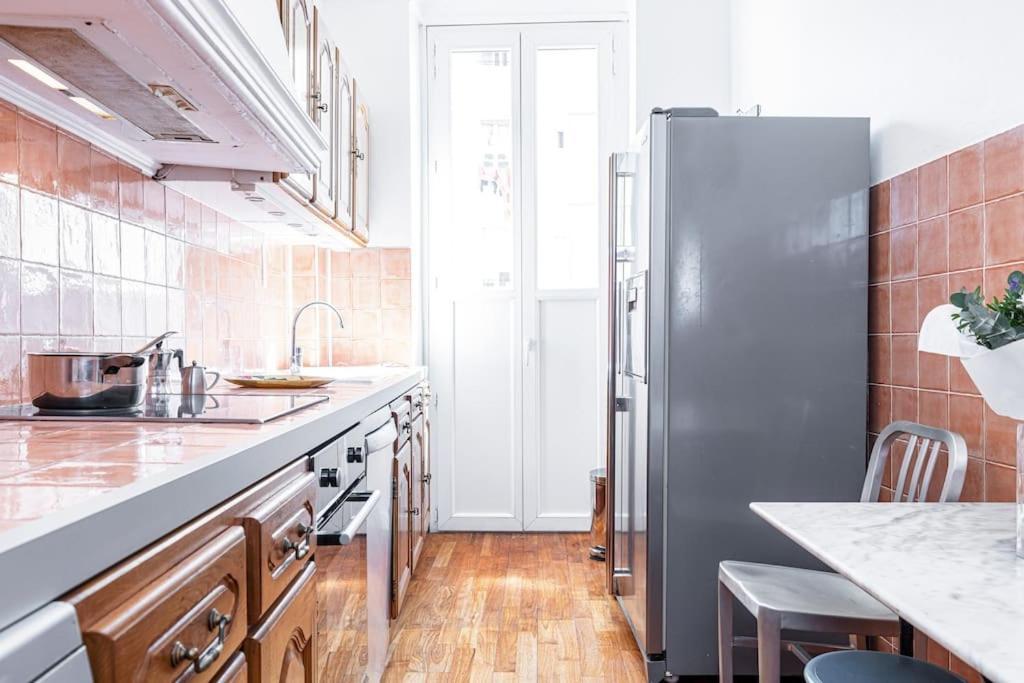 Risso - Comfortable 3 Bedrooms With Balcony 尼斯 外观 照片
