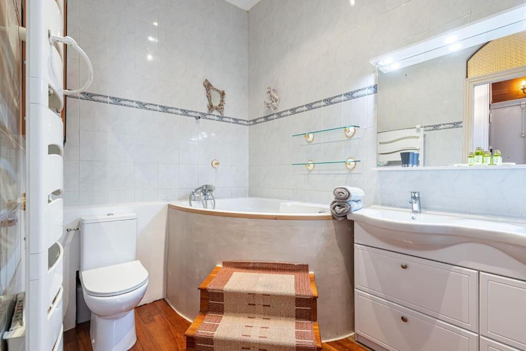 Risso - Comfortable 3 Bedrooms With Balcony 尼斯 外观 照片